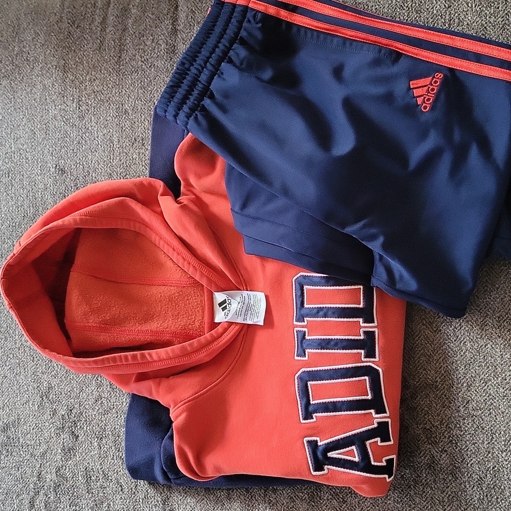 Adidas jogging suit